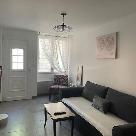Maison Lumineuse Villemoustaussou Εξωτερικό φωτογραφία
